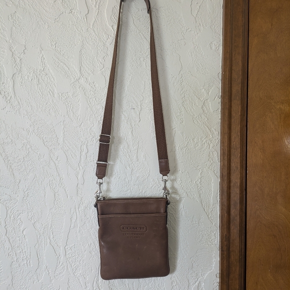 COACH purse - Picture 2 of 5